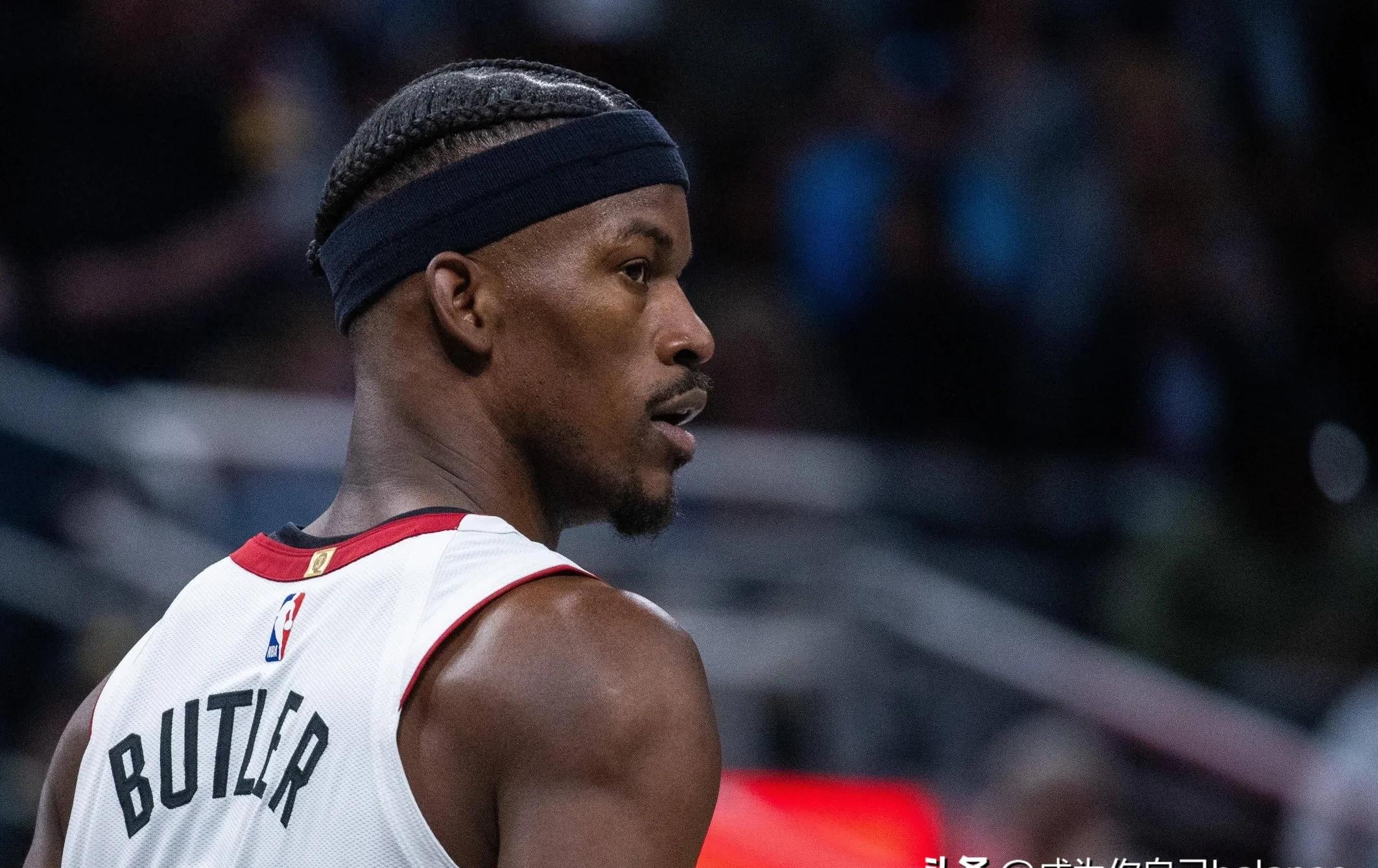 西亚卡姆爆冷击败雄鹿,战术调整引爆全场!(爆冷阿根廷12遭沙特逆转) 西亚卡姆爆冷击败雄鹿,战术调整引爆全场!(爆冷阿根廷12遭沙特逆转)