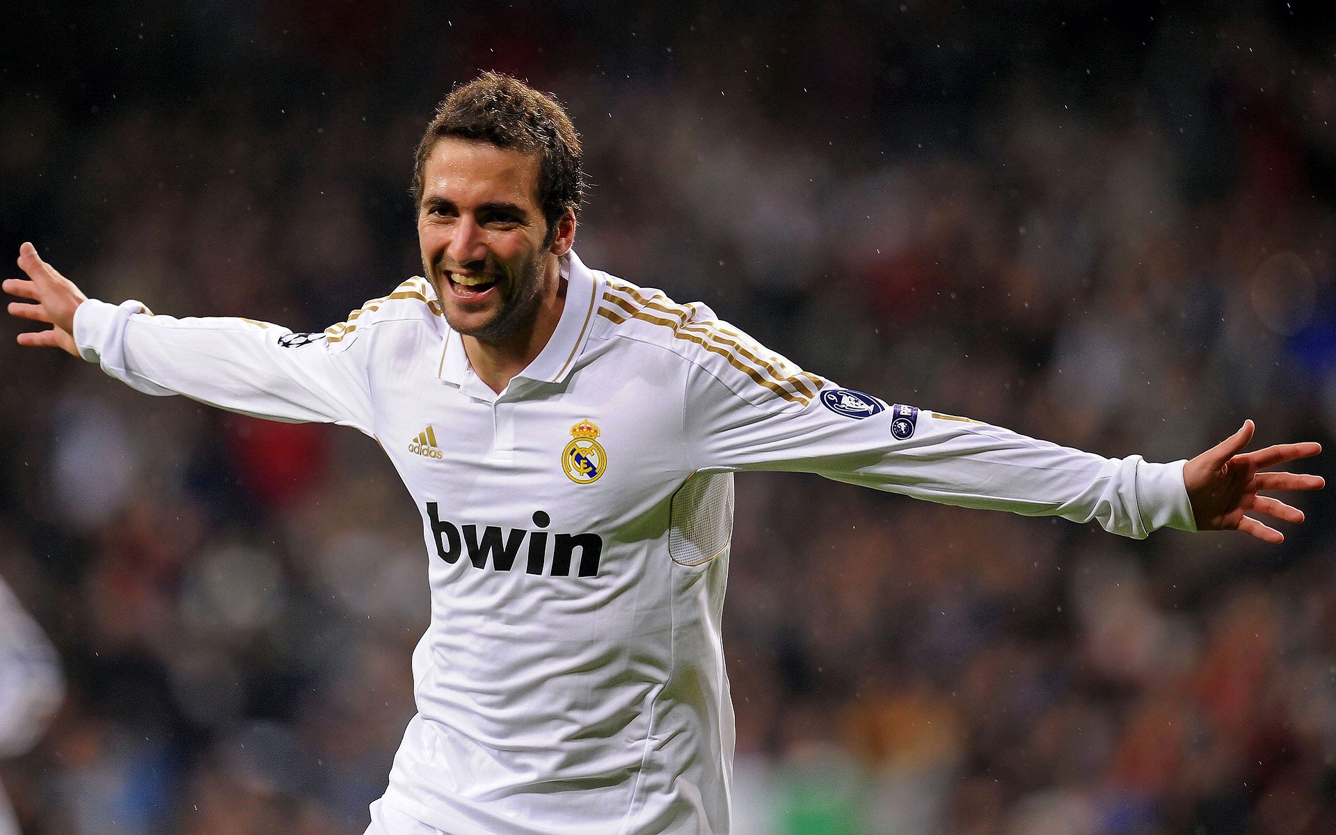 九游体育-Scout迎来五赛季高光表现，湖人球迷沸腾！